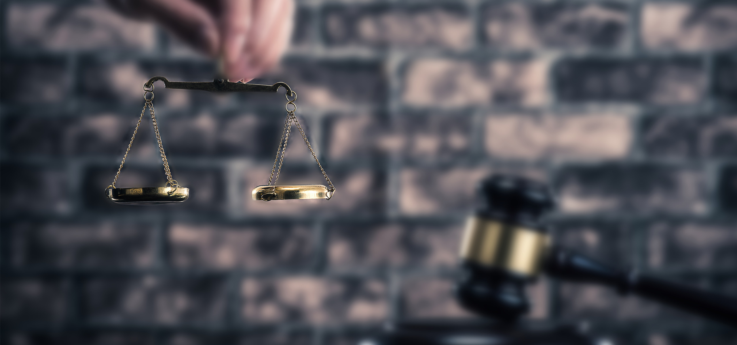 國內(nèi)資深專業(yè)刑事辯護(hù)律師團(tuán)隊(duì)